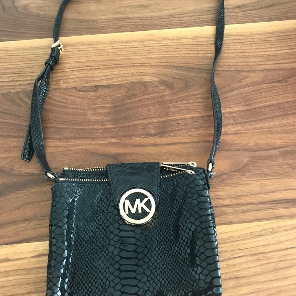 Michael Kors Shoulder Travel Bag